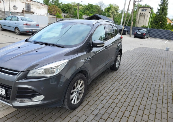 Ford Kuga cena 50999 przebieg: 161000, rok produkcji 2015 z Przecław małe 232